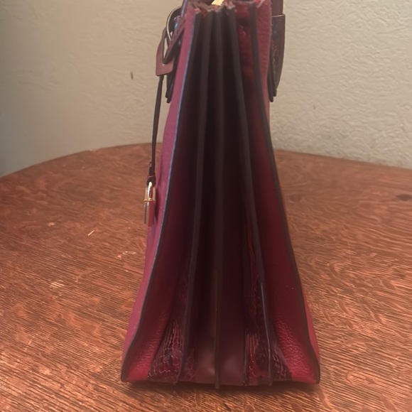 Michael Michael Kors Mercer Large Pebbled and Embossed Leather Accordion Tote - Picture 6 of 16